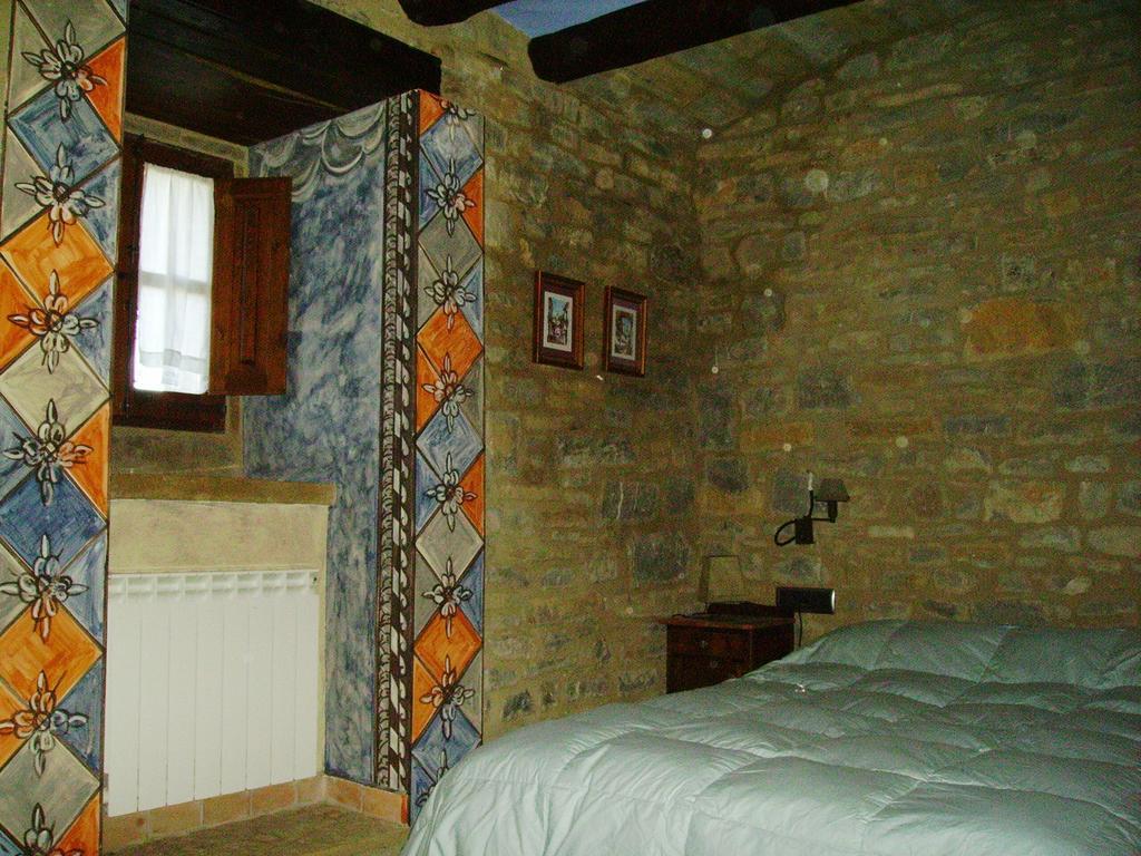 Casa Mur de Alujan Tierrantona Bagian luar foto