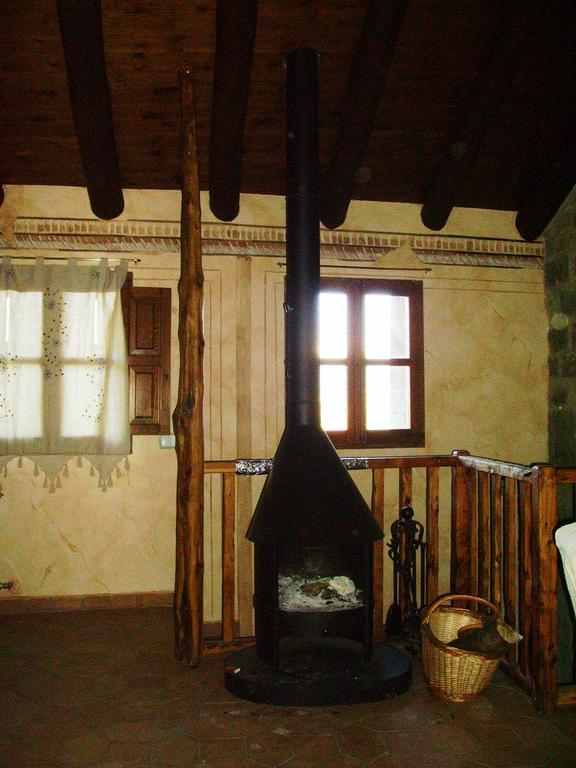 Casa Mur de Alujan Tierrantona Bagian luar foto