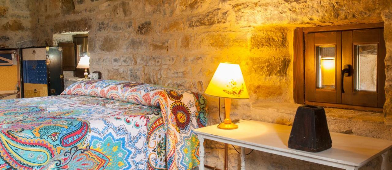 Casa Mur de Alujan Tierrantona Bagian luar foto